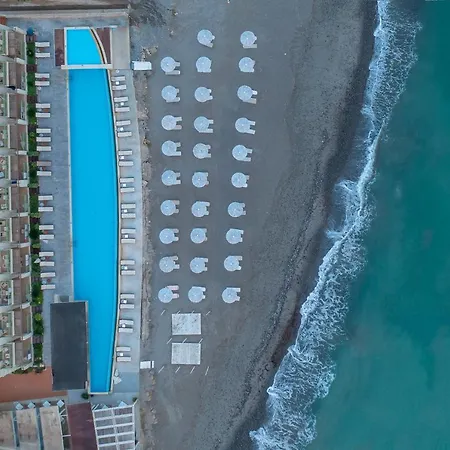 Resort Giannoulis - Grand Bay (adults Only)